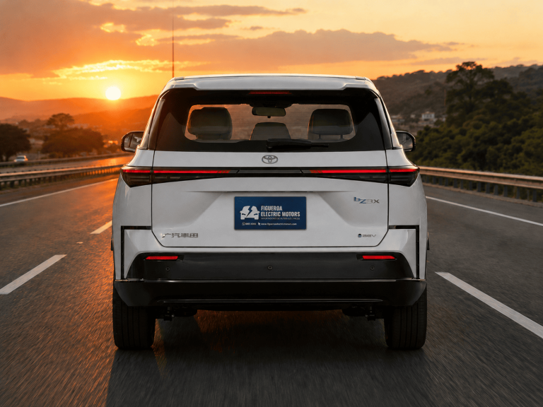 Parte trasera del Toyota bZ3X eléctrico en Costa Rica